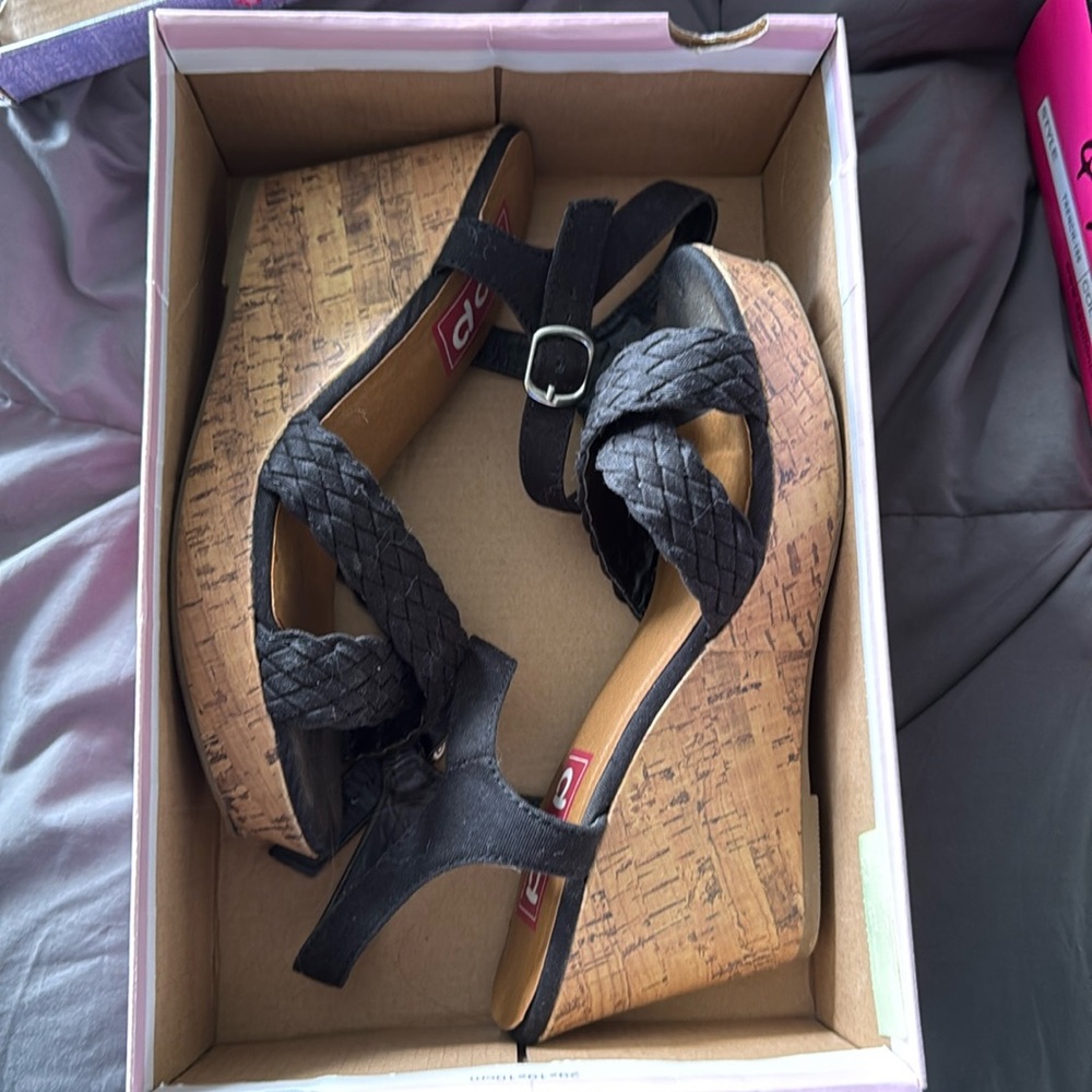 Pop Kirkland black wedges - Picture 1 of 6
